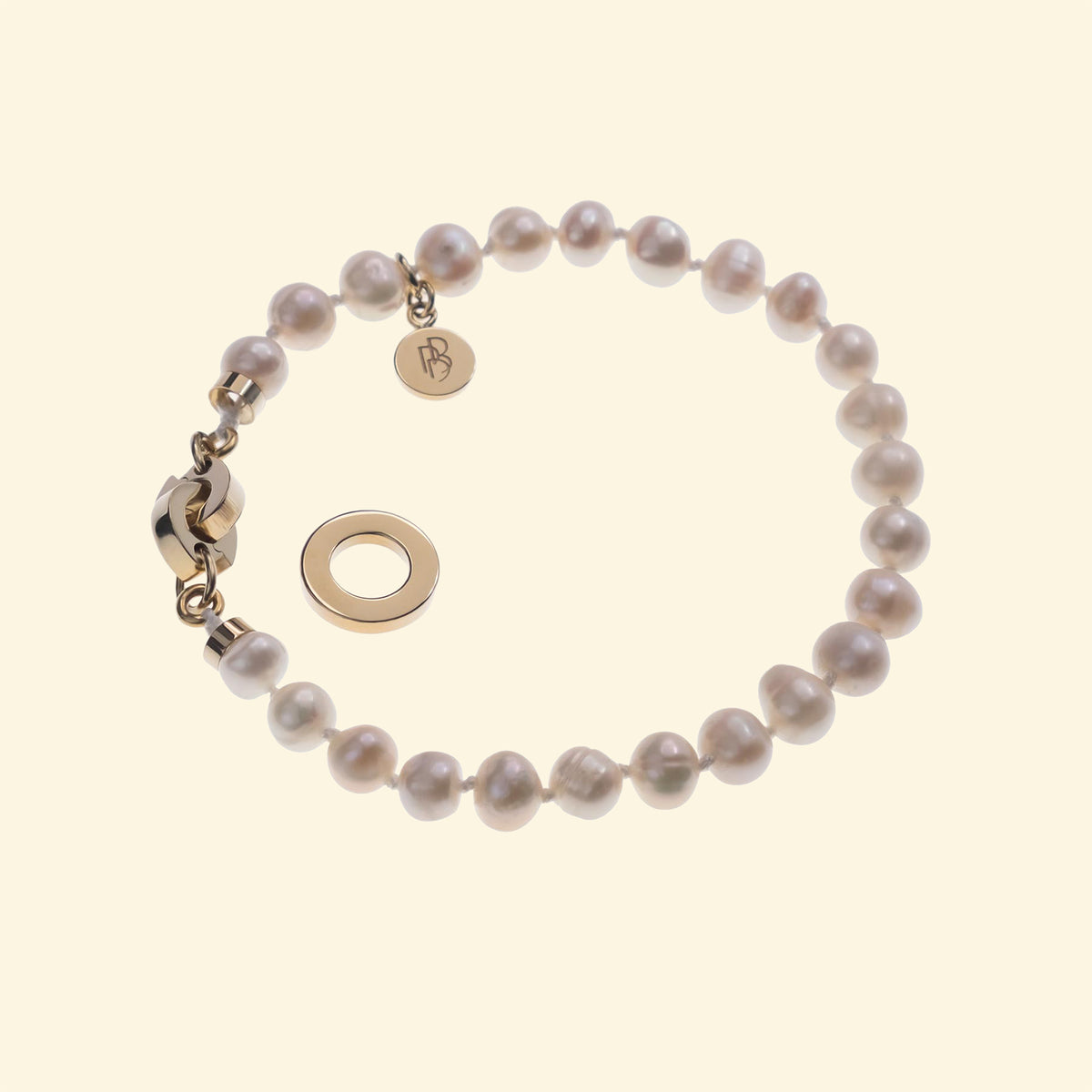 PERLITA Bracelet — Freshwater Pearls & Gold, BETTENCOURT jewellery — view 5, shown without the extension ring, for a shorter fit