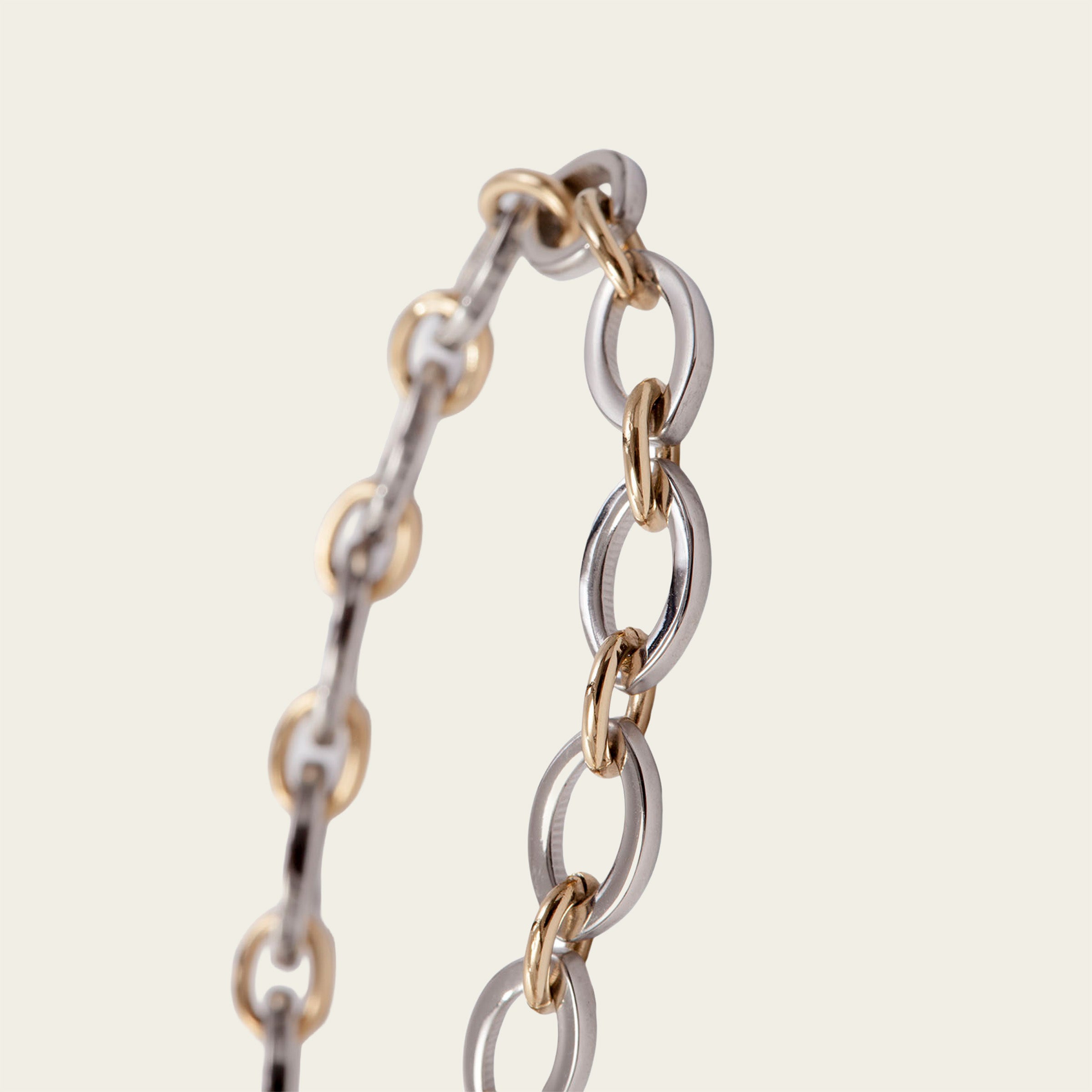 VALENTINA Halskette – Bicolor Gold & Stahl, BETTENCOURT Schmuck – Ansicht 3