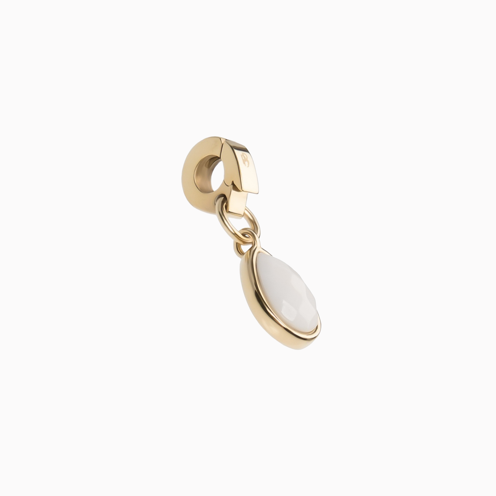 GIULIA Pendant — White Agate, BETTENCOURT jewellery
