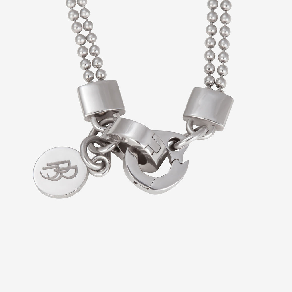 ZILLA & RIVA Set — Double-Row Steel Necklace & Cuff, BETTENCOURT jewellery — view 2, ZILLA clasp detail