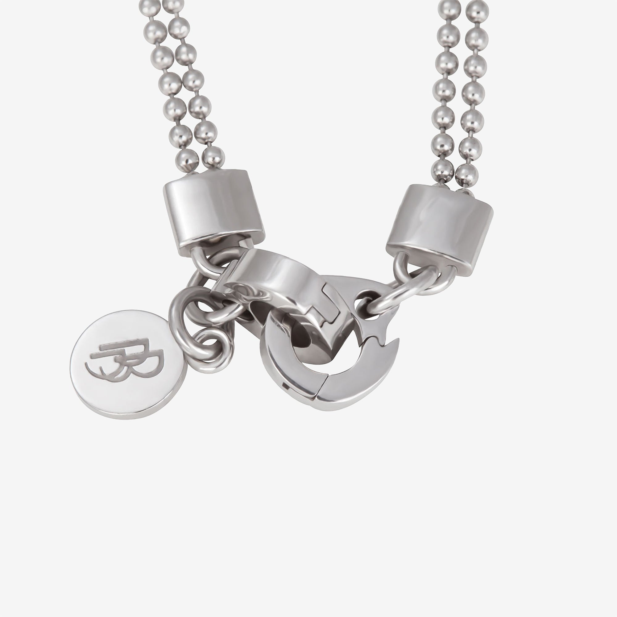 ZILLA & RIVA Set — Double-Row Steel Necklace & Cuff, BETTENCOURT jewellery — view 2, ZILLA clasp detail